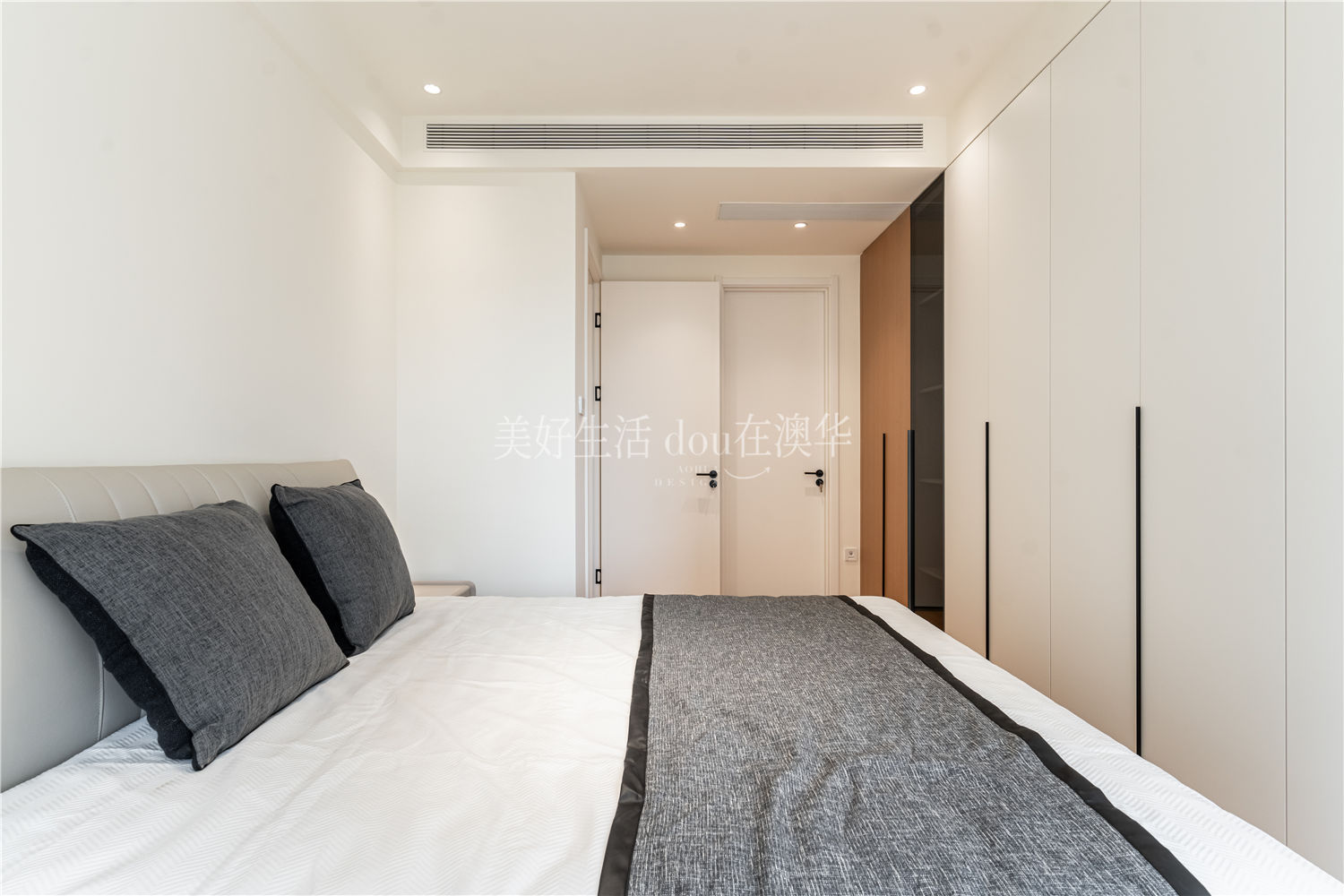 華發中城薈中央首府裝修,武漢裝修設計,現代原木風裝修