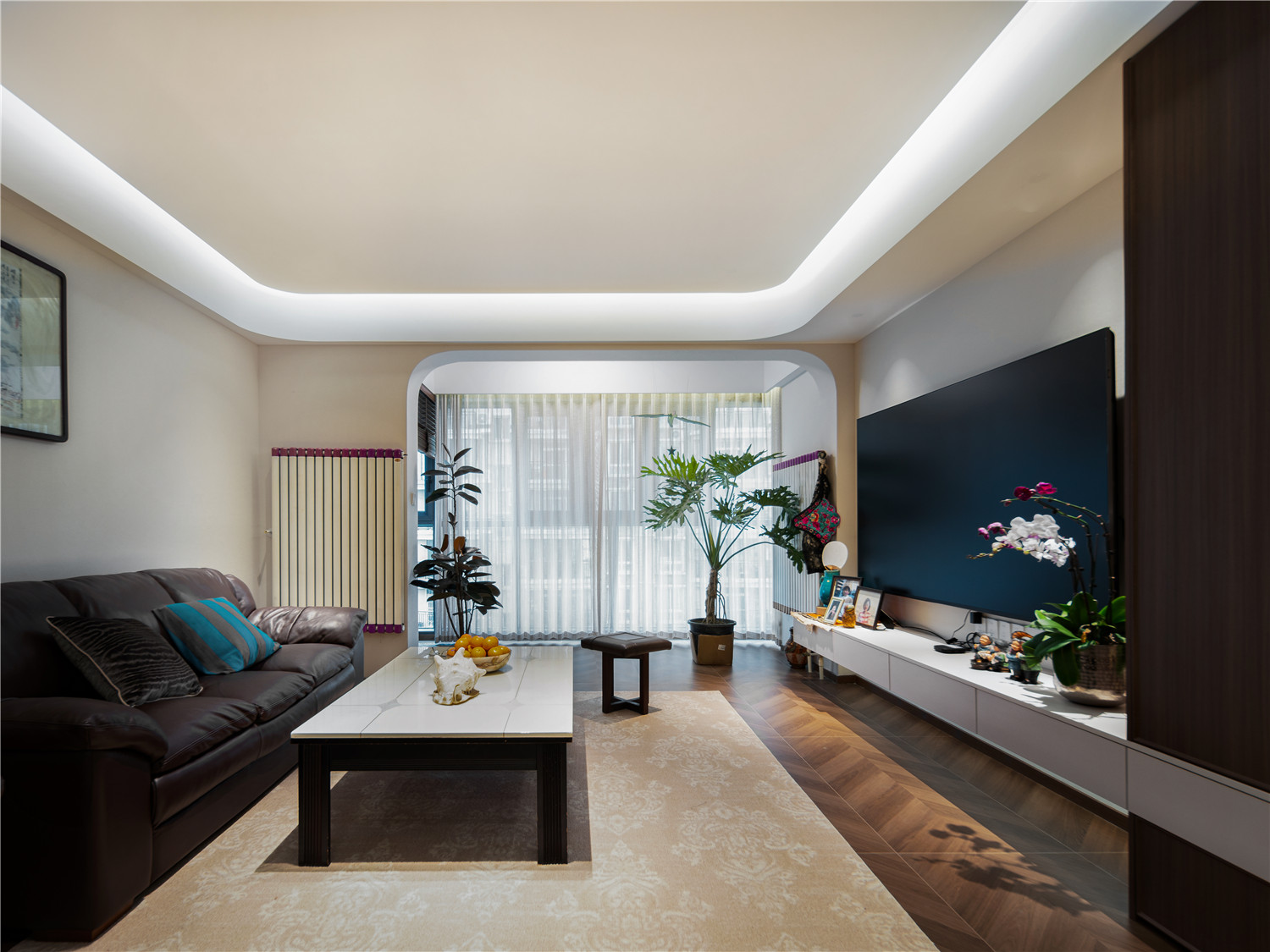 同馨花園二期裝修,現(xiàn)代中古風(fēng)格