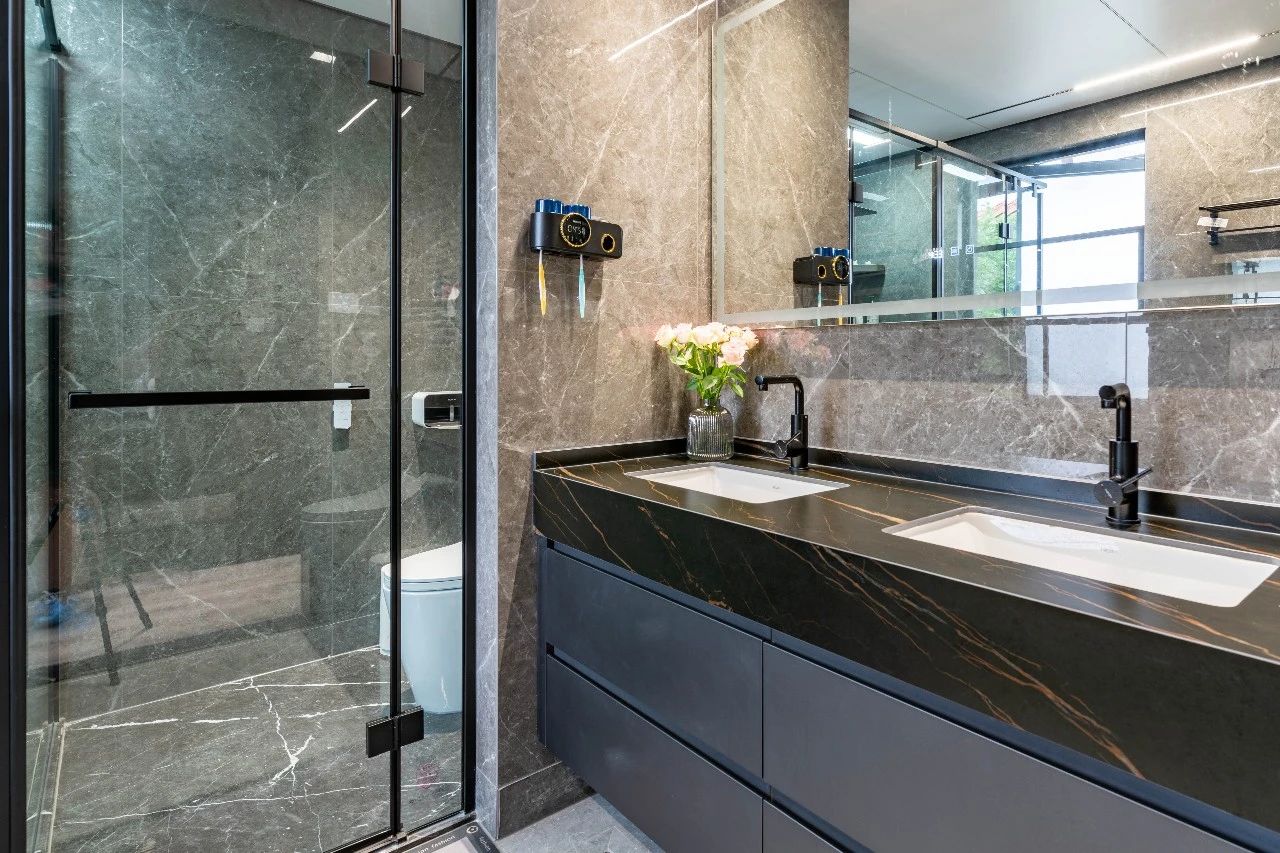 281501040277.jpg 281501040277.jpg